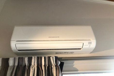 Photo of property in 3/37 Singers Road, Korokoro, Lower Hutt, 5012