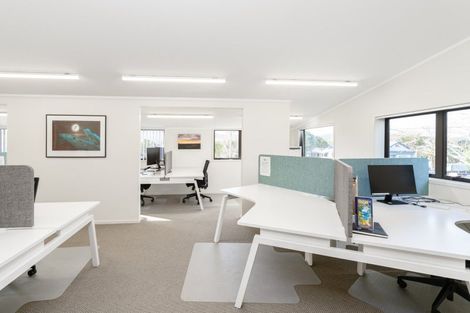 Photo of property in 13 Wallis Street, Raglan, 3225