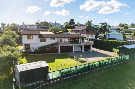 Photo of property in 3 Bickerstaffe Road, Maungaturoto, 0520