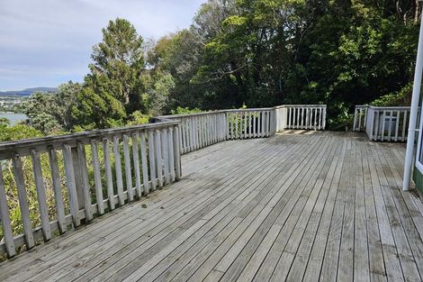 Photo of property in 54 Mana View Road, Paremata, Porirua, 5026