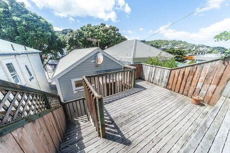 Photo of property in 1/126 The Parade, Island Bay, Wellington, 6023