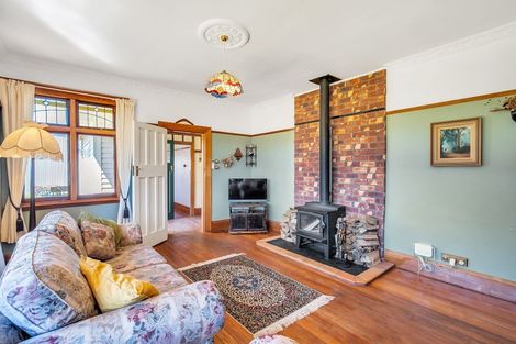 Photo of property in 3 Cross Street, Coalgate, 7673