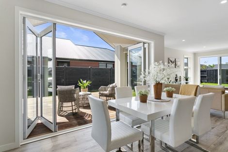 Photo of property in 32 Terry Came Drive, Cambridge, 3434