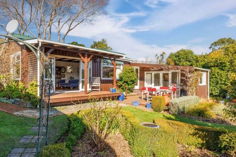 Photo of property in 12 Marine Drive, Diamond Harbour, 8972