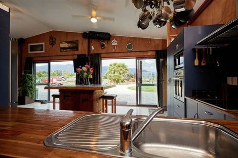 Photo of property in 19 State Highway 1, Kaikoura Flat, Kaikoura, 7371