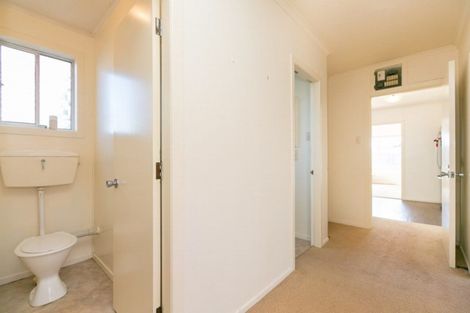 Photo of property in 323c Saint Aubyn Street, New Plymouth, 4310