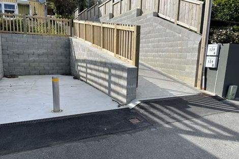 Photo of property in 129 Clyde Street, Island Bay, Wellington, 6023