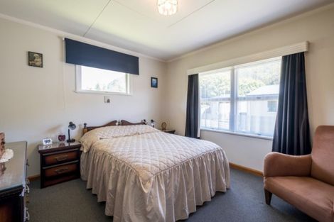 Photo of property in 1 Scott Street, Havelock, 7100