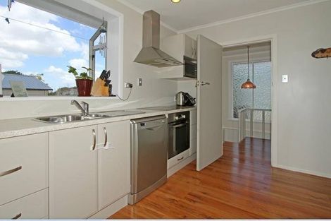 Photo of property in 151 Tirimoana Road, Te Atatu South, Auckland, 0602