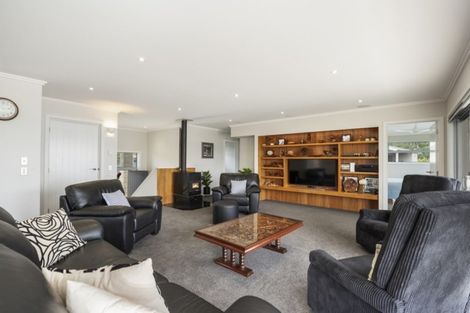 Photo of property in 22 Marina Terrace, Kinloch, Taupo, 3377