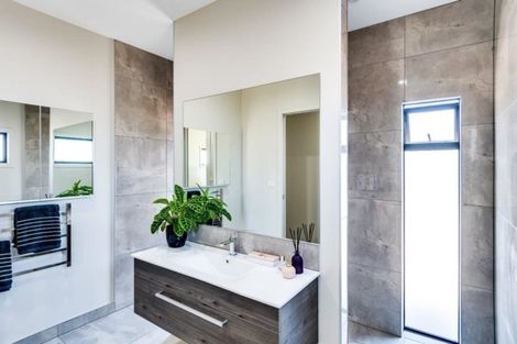 Photo of property in 164 Eskridge Drive, Eskdale, Napier, 4182