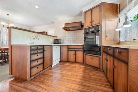 Photo of property in 43 Delamare Road, St Andrews, Hamilton, 3200