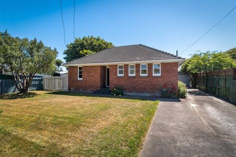 Photo of property in 11 Evatt Street, Bryndwr, Christchurch, 8053
