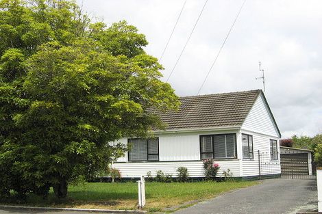 Photo of property in 15 Bateman Avenue, Bryndwr, Christchurch, 8053
