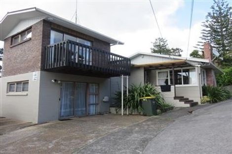 Photo of property in 223 Beach Haven Road, Beach Haven, Auckland, 0626