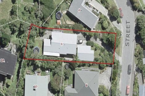 Photo of property in 6 Winston Street, Crofton Downs, Wellington, 6035