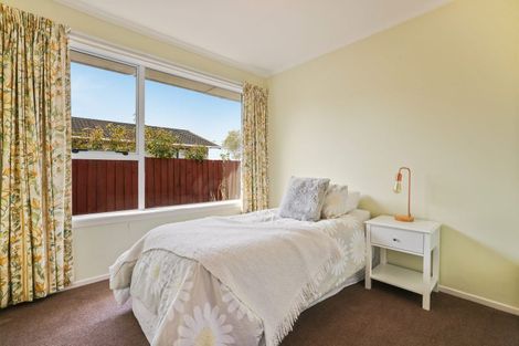 Photo of property in 8 Glenavon Place, Ilam, Christchurch, 8041