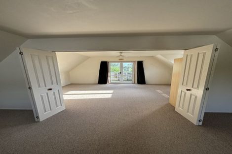 Photo of property in 7a Green Lane, Helensville, 0800