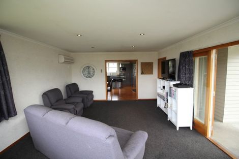 Photo of property in 1 Wilson Street, Bulls, 4818