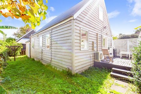 Photo of property in 2/32 Moana Avenue, Onehunga, Auckland, 1061