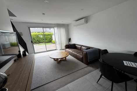 Photo of property in 10 Kawe Marie Lane, Takanini, 2112