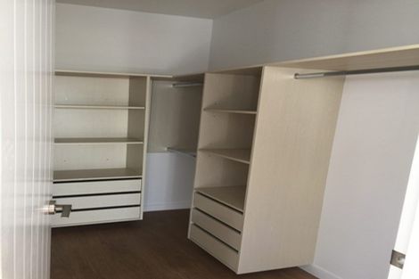 Photo of property in 24 Para Close, Fairview Heights, Auckland, 0632