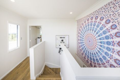 Photo of property in 31 Ruapehu Drive, Fitzherbert, Palmerston North, 4410