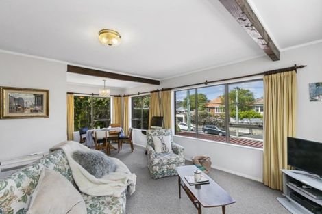 Photo of property in 290a Karori Road, Karori, Wellington, 6012