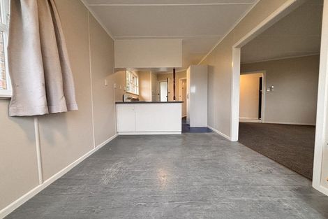 Photo of property in 8 Arnhem Place, Pukekohe, 2120