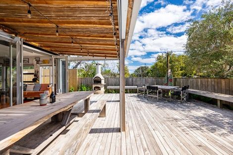 Photo of property in 873 Cove Road, Waipu, 0582