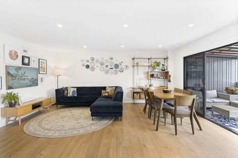 Photo of property in 4 Otahuri Crescent, Greenlane, Auckland, 1051