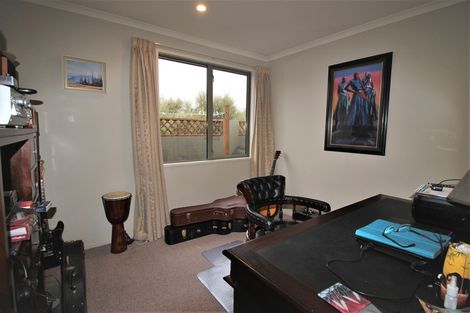 Photo of property in 33f Larch Crescent, Alexandra, 9320