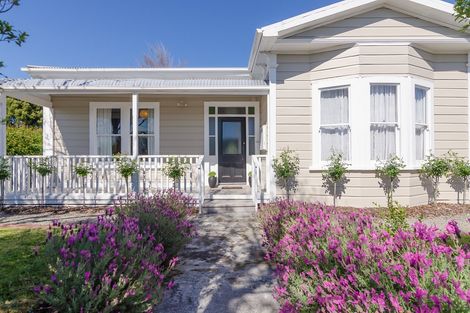 Photo of property in 16 King Street, Carterton, 5713