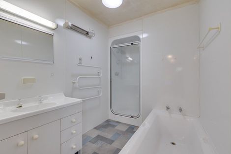 Photo of property in 5 Paterson Street, Pahiatua, 4910