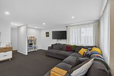 Photo of property in 95 Princess Street, Waitara, 4320
