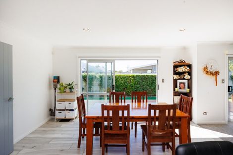 Photo of property in 1 Silicon Way, Fitzherbert, Palmerston North, 4410