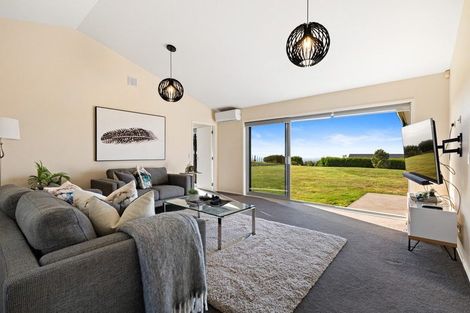 Photo of property in 108a Paparata Road, Bombay, 2675