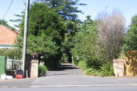 Photo of property in 7/160 Onewa Road, Northcote, Auckland, 0627