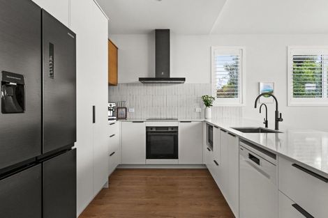 Photo of property in 105a King Street, Taradale, Napier, 4112