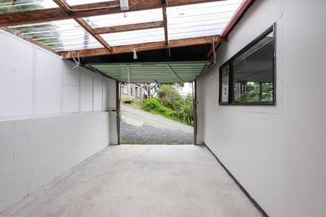 Photo of property in 64 Barnes Drive, Caversham, Dunedin, 9011