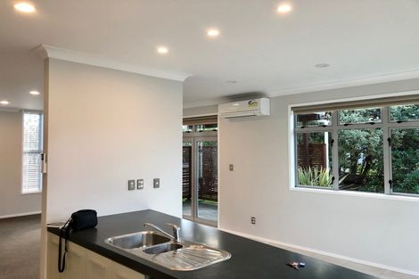 Photo of property in 11m Clearwater Cove, West Harbour, Auckland, 0618
