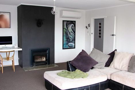 Photo of property in 16a Pine Crescent, Hargest, Invercargill, 9810