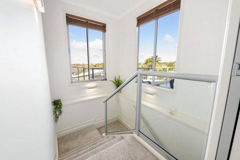 Photo of property in 102 Rototuna Road, Rototuna, Hamilton, 3210