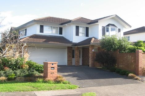 Photo of property in 1/113 Wiseley Road, West Harbour, Auckland, 0618