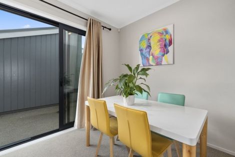 Photo of property in 75 Te Oneroa Way, Long Bay, Auckland, 0630