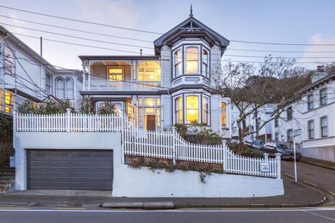 Photo of property in 26 Grant Road, Thorndon, Wellington, 6011