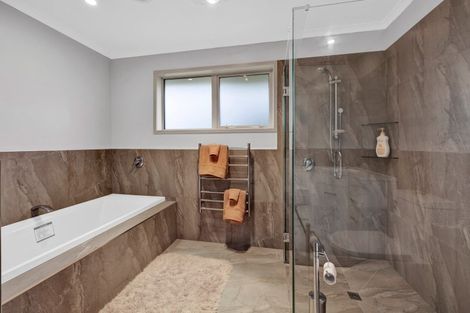 Photo of property in 35 Cloten Road, Stratford, 4332