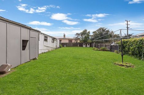 Photo of property in 43 Station Road, Marton, 4710