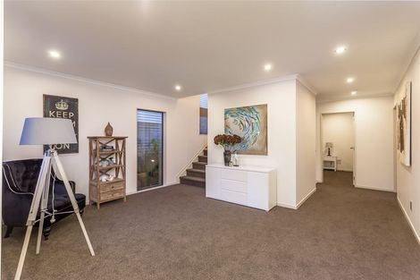 Photo of property in 19 Farnol Street, Hillsborough, Auckland, 1042