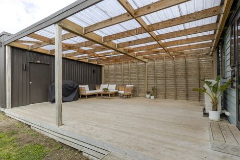 Photo of property in 428 Coast Road, Warea, New Plymouth, 4381